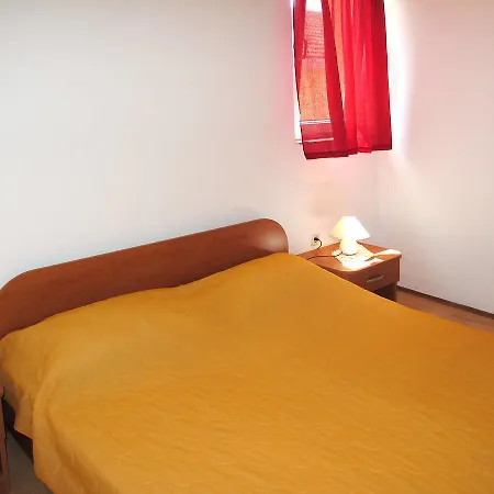 Haus Nensy 101s Apartament Kukljica